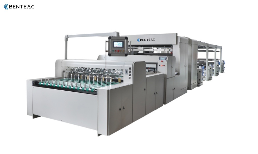 4 Roll Thin Paper Cutting Machine