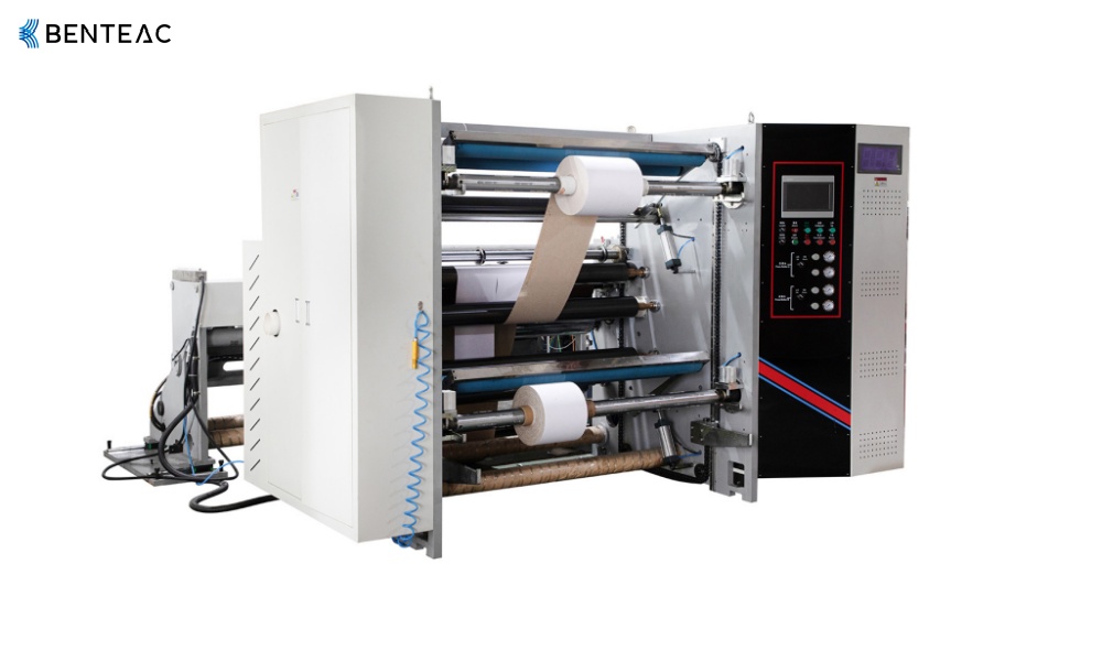 What are the reasons for the inaccuracy of the dimensions of the paper slitting machine?